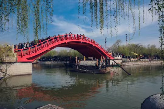开封清明上河园虹桥